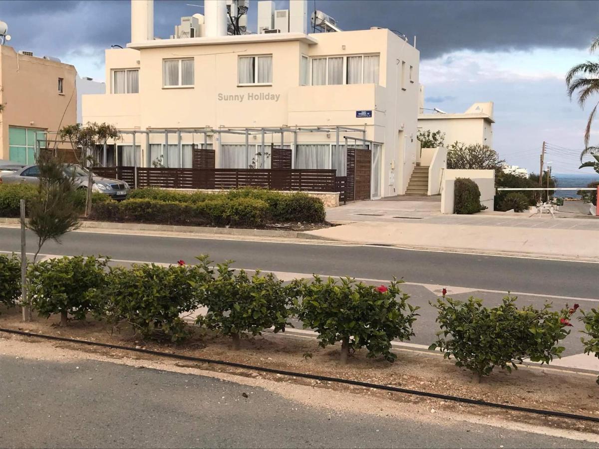 Sunny Holiday By Konnos Paralimni Exterior foto